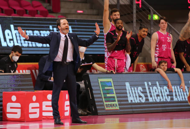 政策或欧足 政策或欧足